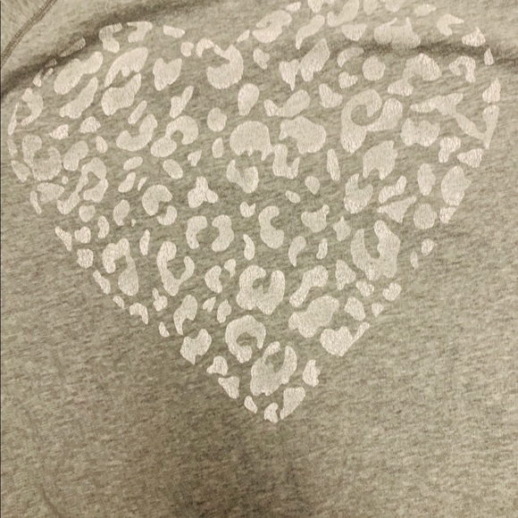 Pink Sweater - Picture 4 of 4